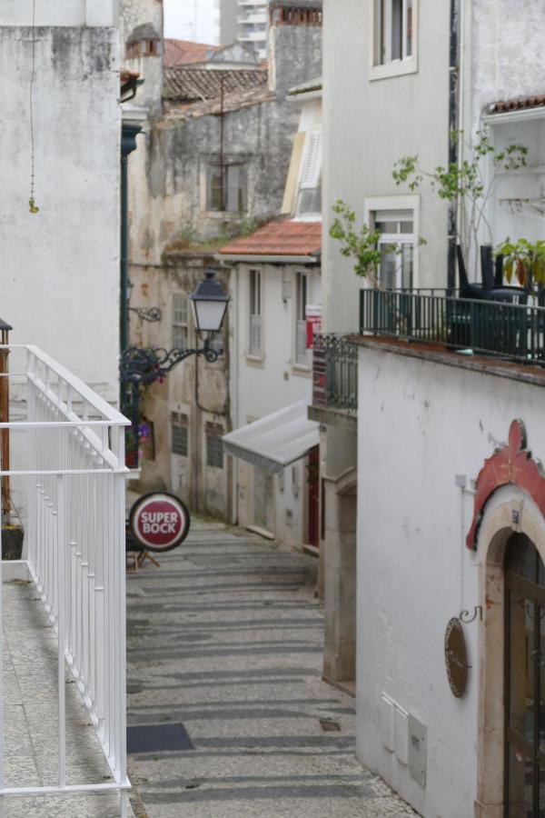 Guest House Eca - Centro Historico Leiria Buitenkant foto
