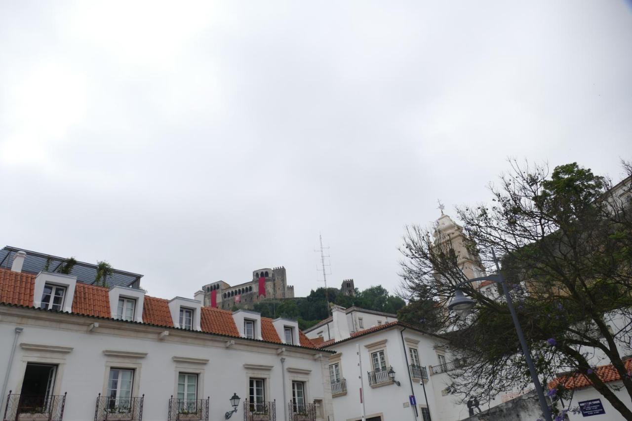 Guest House Eca - Centro Historico Leiria Buitenkant foto