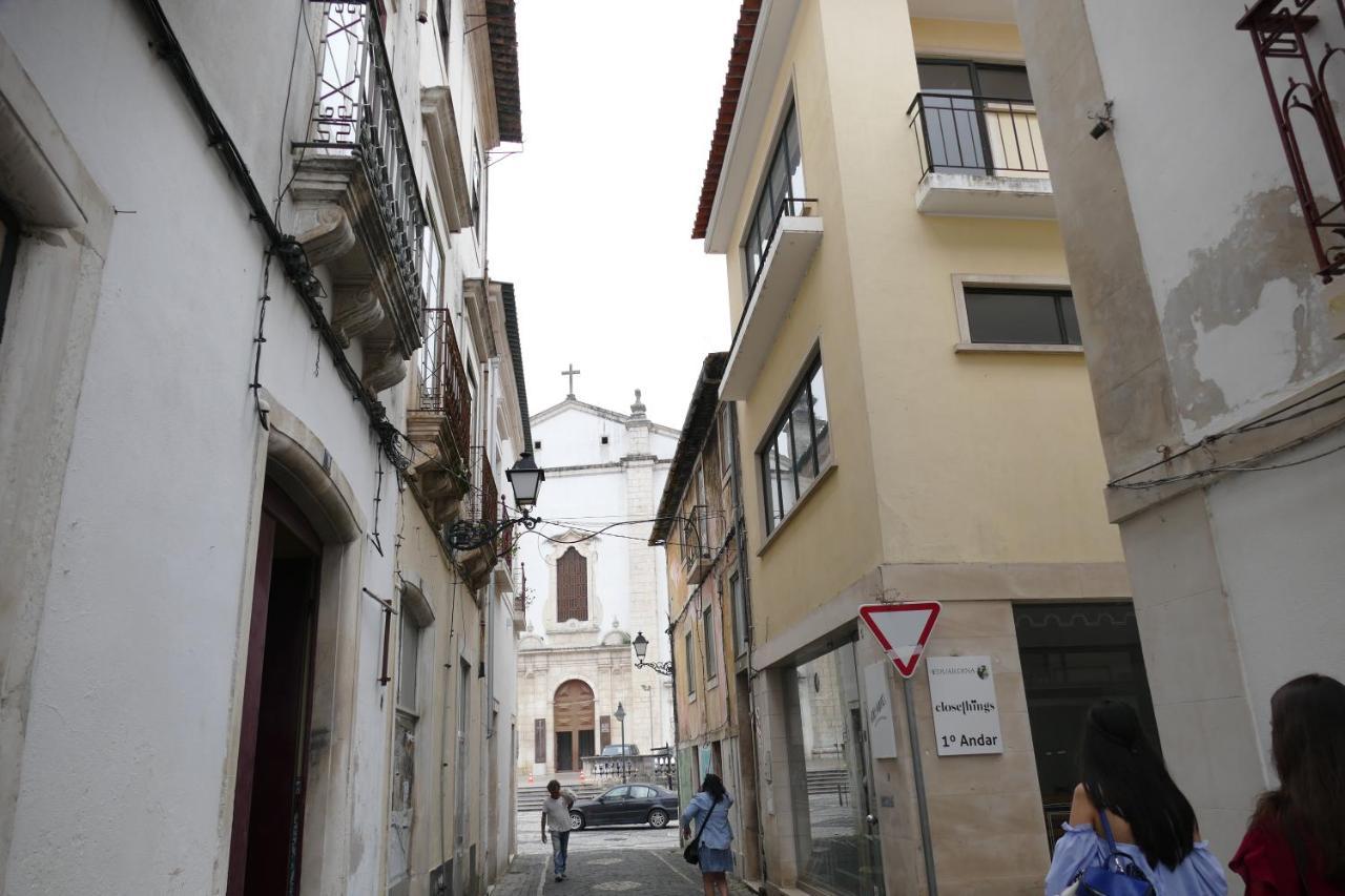 Guest House Eca - Centro Historico Leiria Buitenkant foto